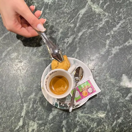 Hotel All'ancora Garda (Verona)